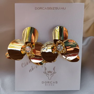 Nagy arany virágos fülbevaló