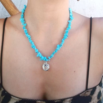 Égszín kék köves nyaklánc (nemesacél Terméskövekből)