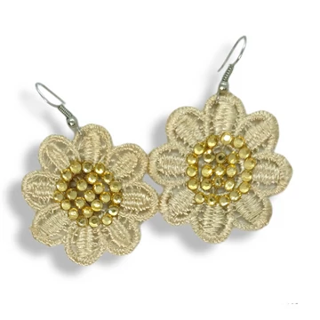 HORGOLT VIRÁGMINTÁS FÜLBEVALÓ- BARNA