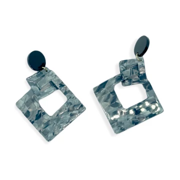 SZÜRKE LÓGÓS FÜLBEVALÓ