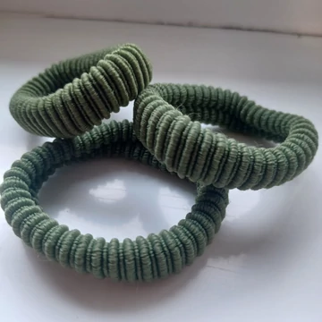 Bordázott hajgumi_zöld