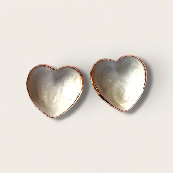 Szív Alakú Gyöngyházfényű Klipszes Fülbevaló